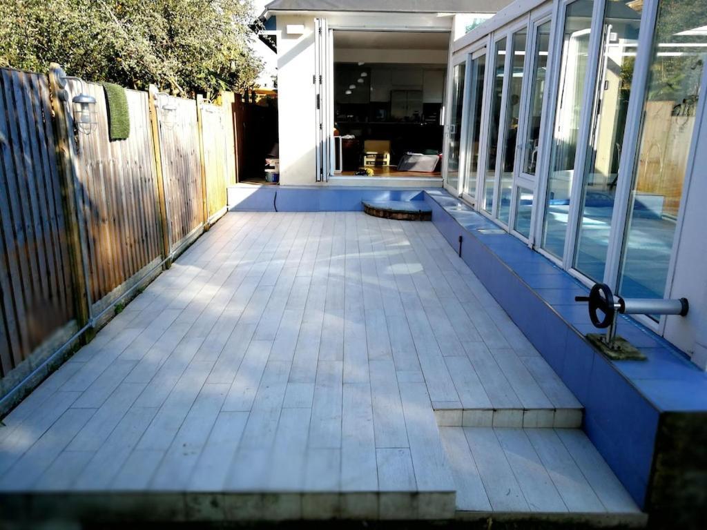 River House With Heated Pool June To Sep & Garden 特威克纳姆 外观 照片